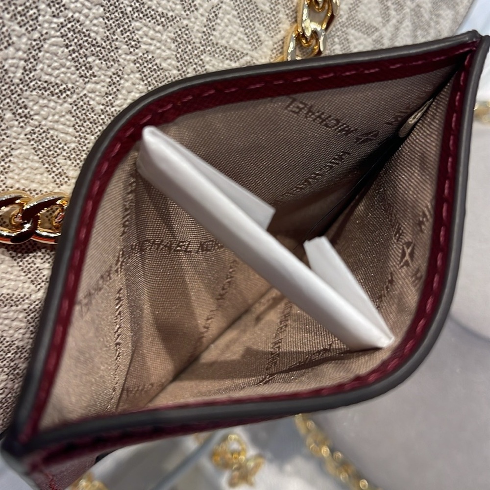 MICHAEL KORS
Large Leather Card Holder Case
Dark Cherry 
NWT - Picture 11 of 16